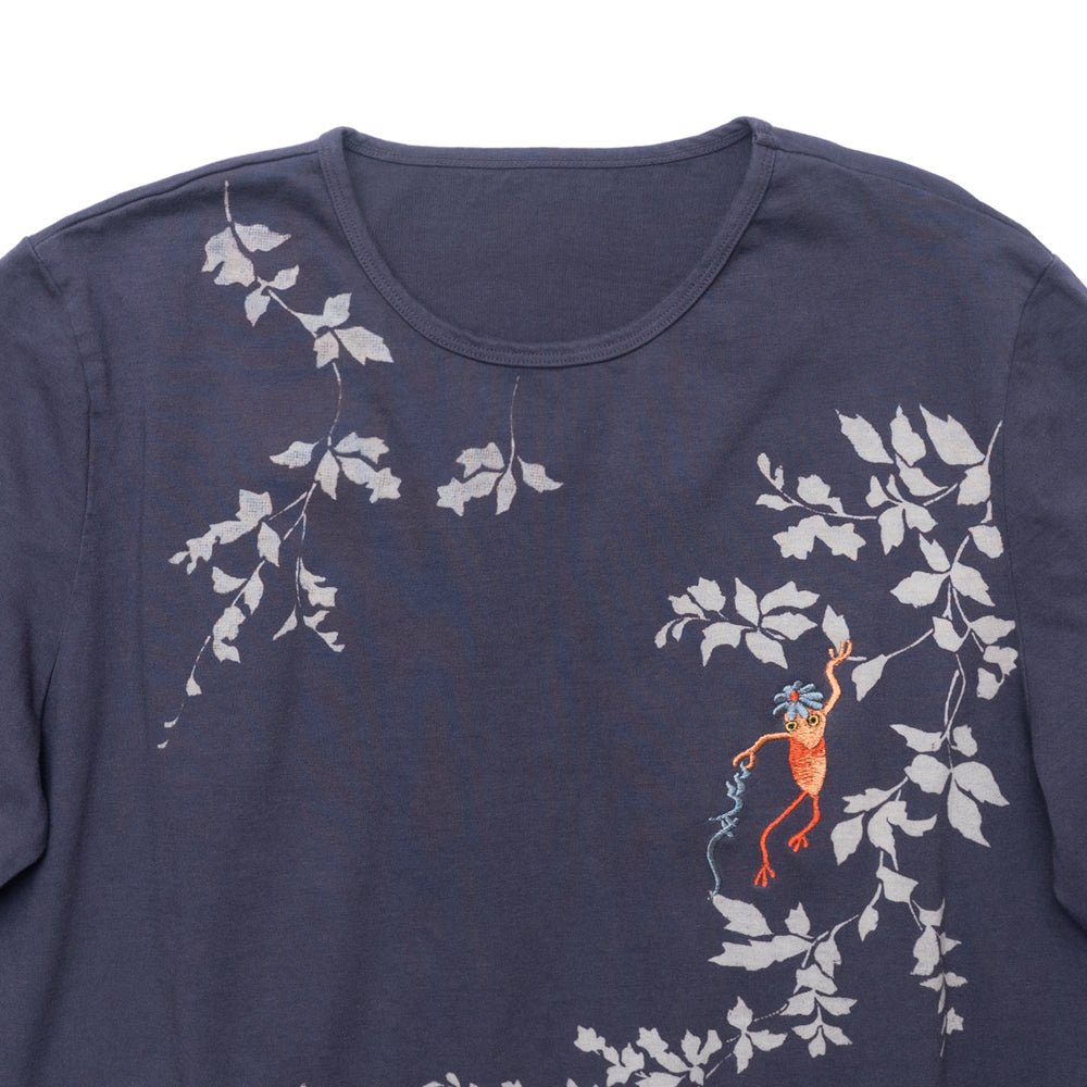 Flower Kappa Five-Sleeve Back-Pleated T-Shirt