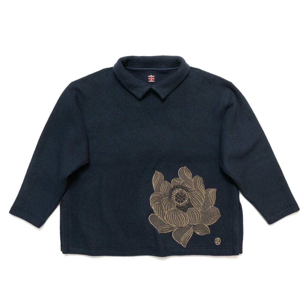 Large Lotus pullover