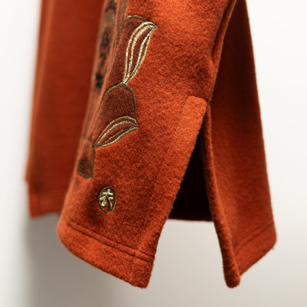 Large Lotus pullover